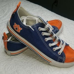 Skicks Auburn University  low top color block. 8